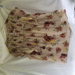 Maurices Gold And Rose Floral Short Sleeve Top W/Ruffles